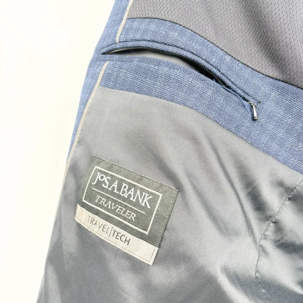 Jos. A. Bank Mens Traveler Travel Tech Blue Check Tailored Fit‎ Blazer 44 Long
